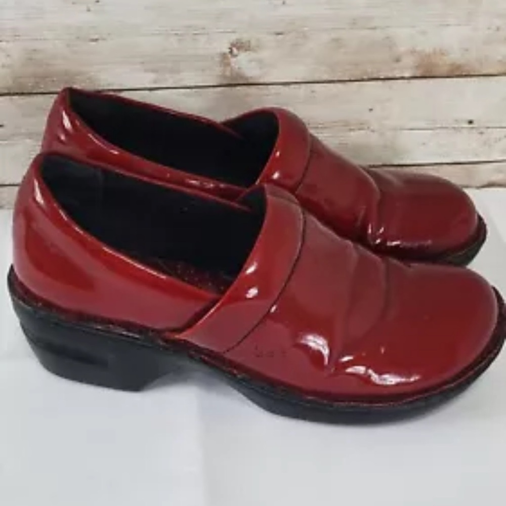 BOC Born Concept Women’s Clogs Size 7.5 Red Patent Leather Slip On
